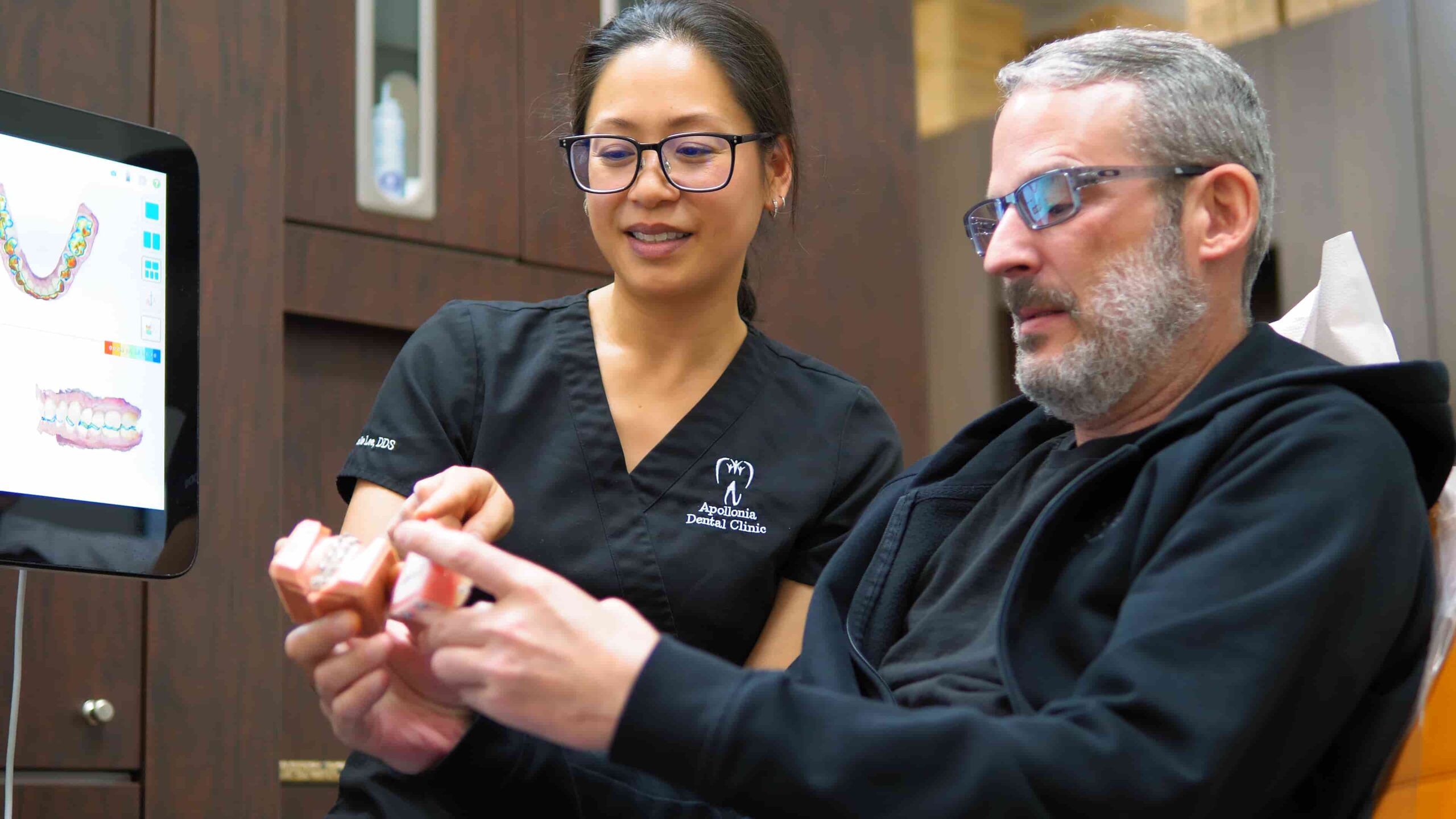 Orthodontic Treatment at Apollonia Dental14